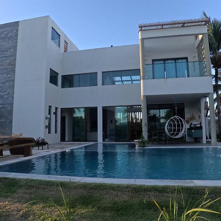 Casa Porto Coqueiral Fabulosa Порту-де-Галиньяш Экстерьер фото